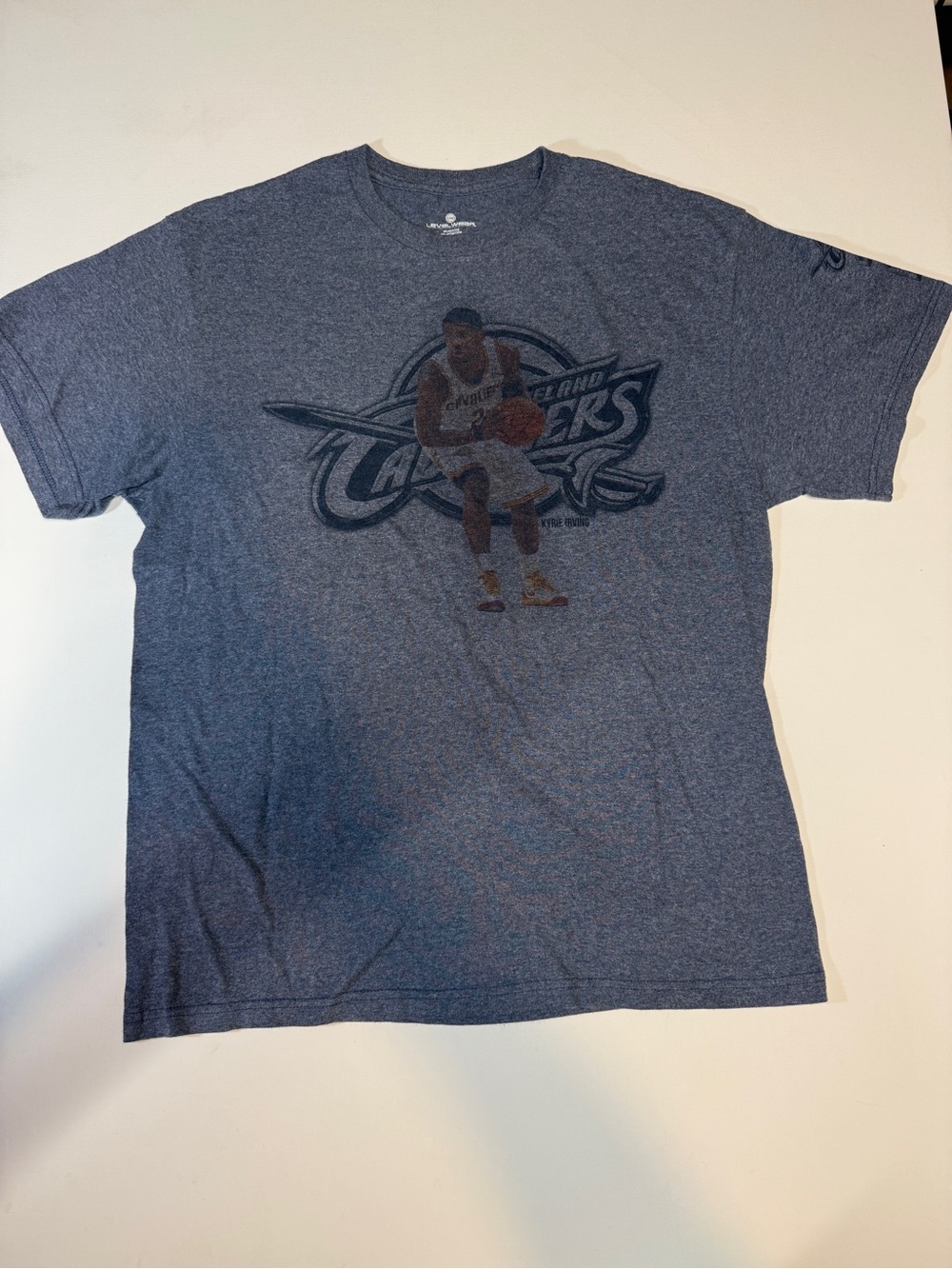 Cleveland‎ Cavaliers Navy Short-Sleeve Graphic Tee